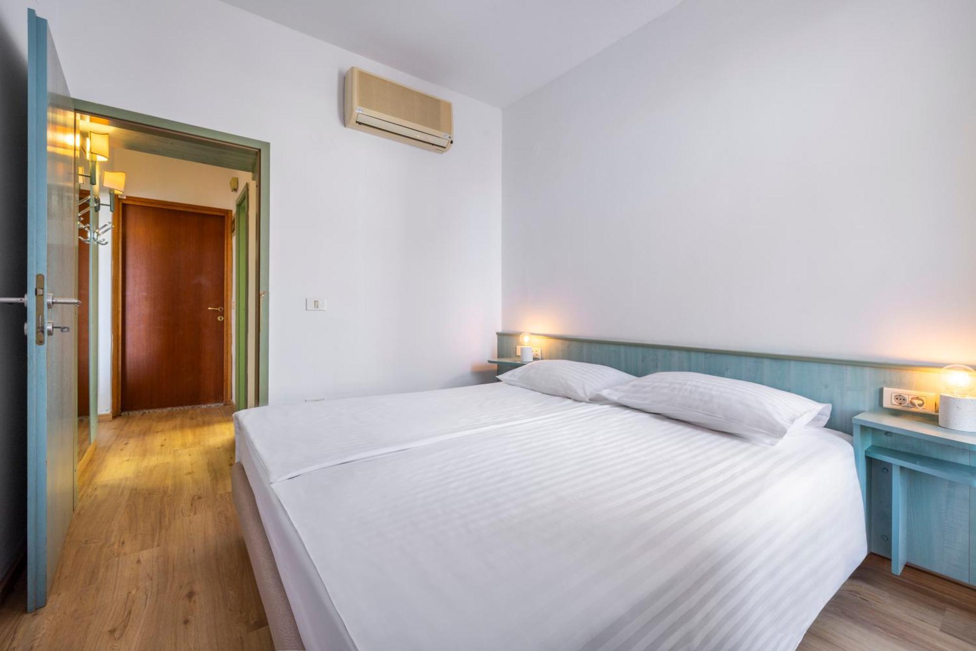 Apartments Vila Barka Порторож Екстериор снимка