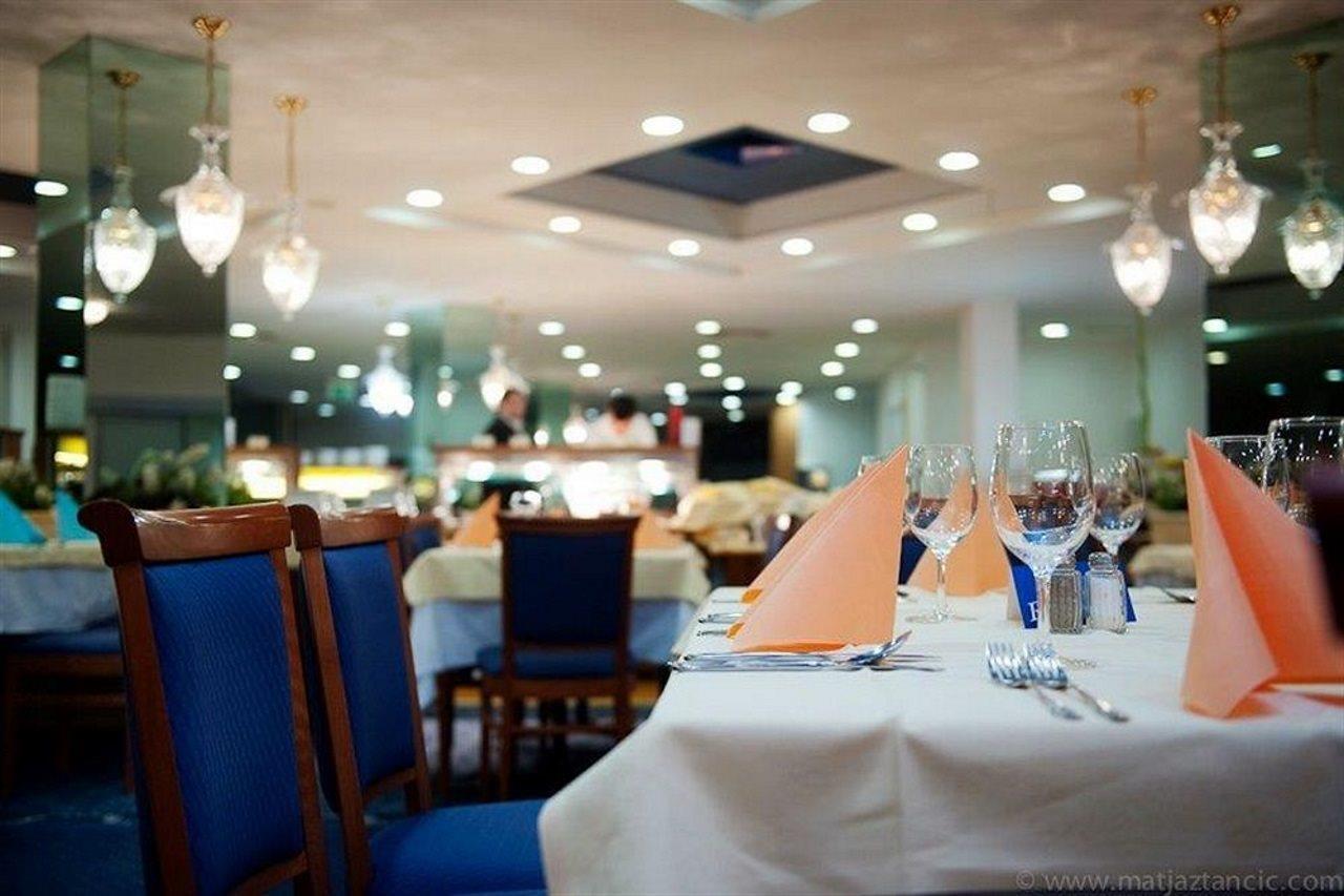 Apartments Vila Barka Порторож Екстериор снимка